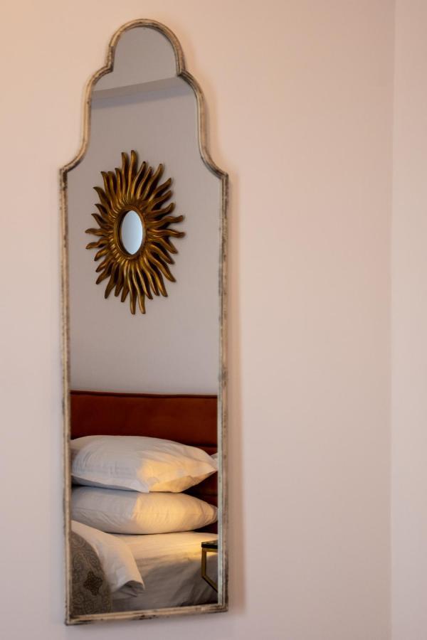 The Clock Apartman Voluntari Kültér fotó